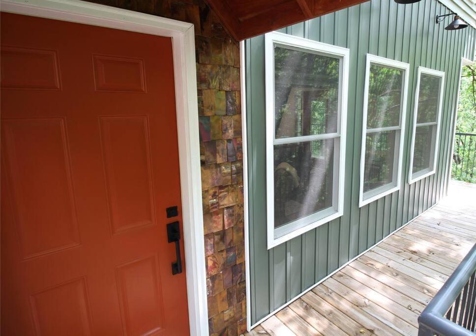Villa Secluded Treehouse In The Woods - Tree Hugger Hideaway Branson Esterno foto